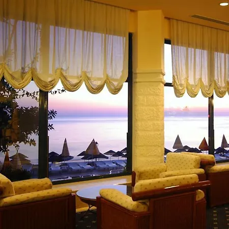 Resort Aska Just In Avsallar